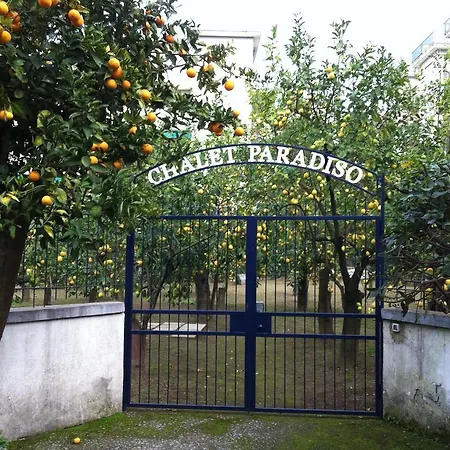 Paradiso Будинок відпочинку Сорренто