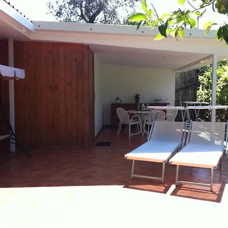 Paradiso Semesterbostad *